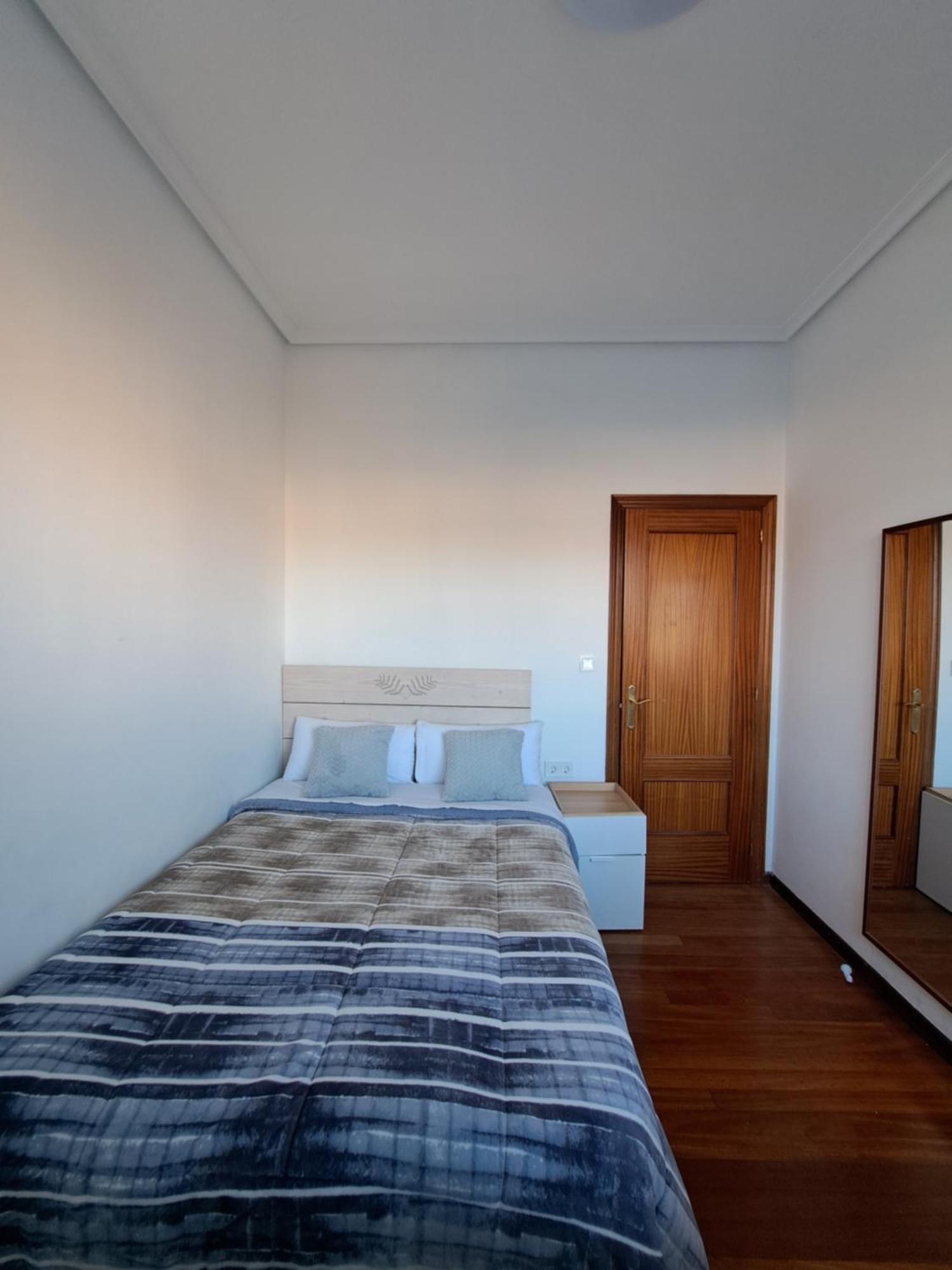 Piso Centrico En Bilbao Διαμέρισμα Δωμάτιο φωτογραφία